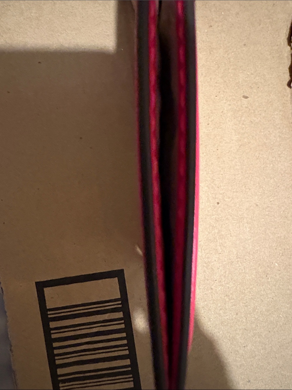 Michael Kors Bright Pink Leather Card Holder with Gold Logo. New wo tags - Picture 4 of 4